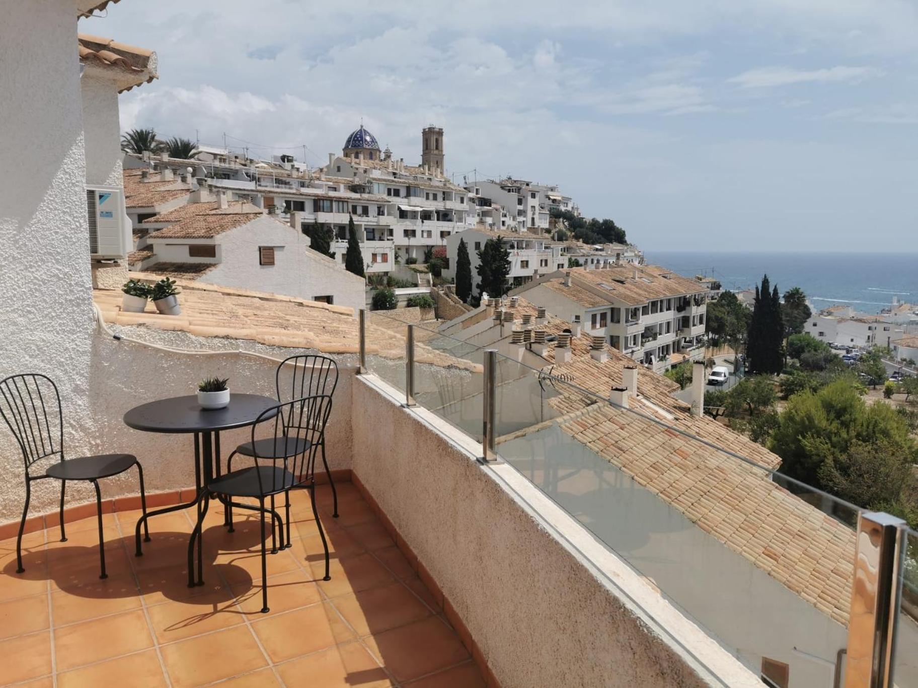 Atico-Duplex Con Vistas Al Mar Y Casco Antiguo En Altea Daire Dış mekan fotoğraf